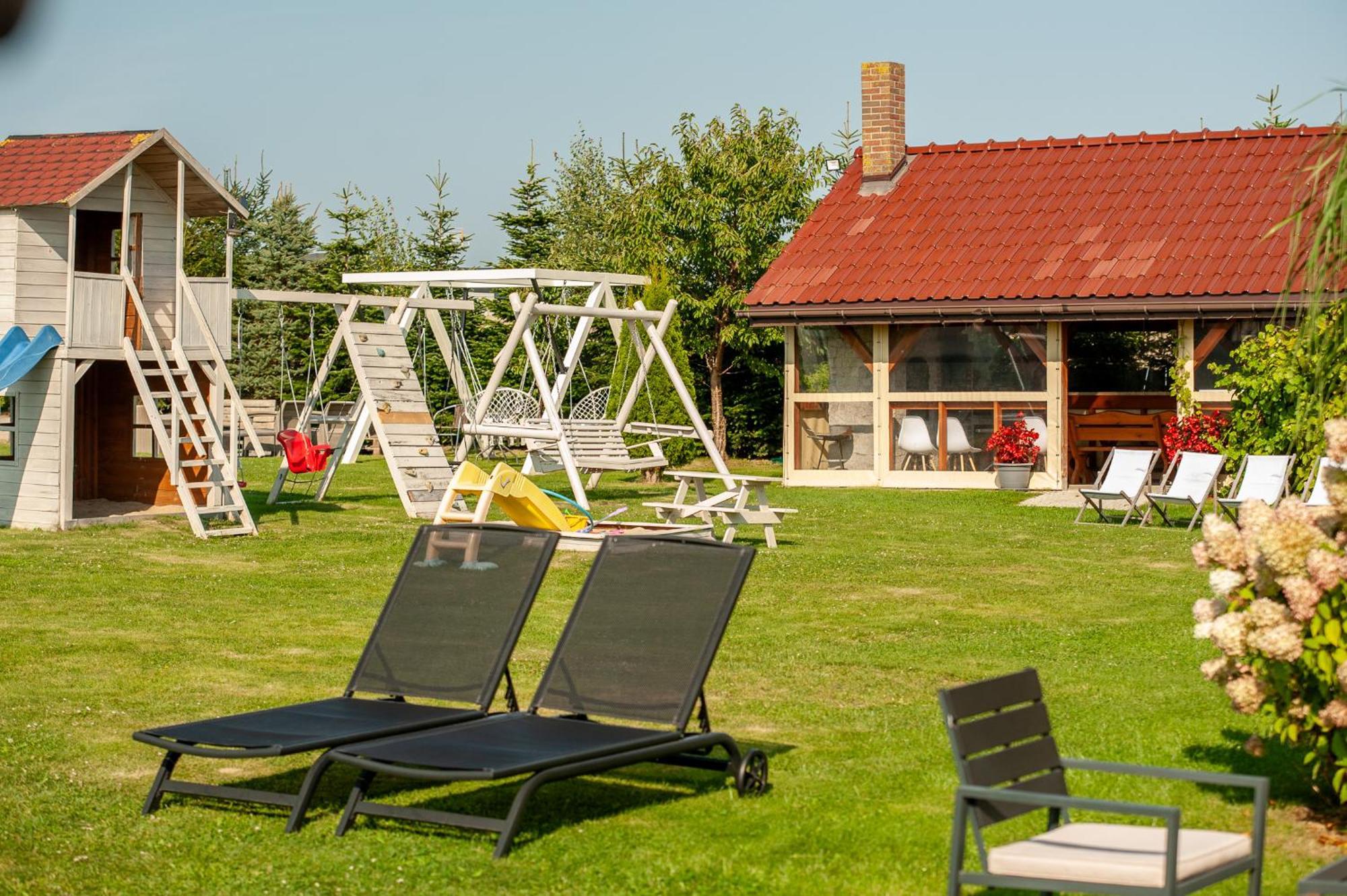 Zagaje Pokoje Goscinne Sarbinowo Buitenkant foto